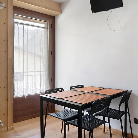 公寓 Alta Valle Maira C 阿切廖